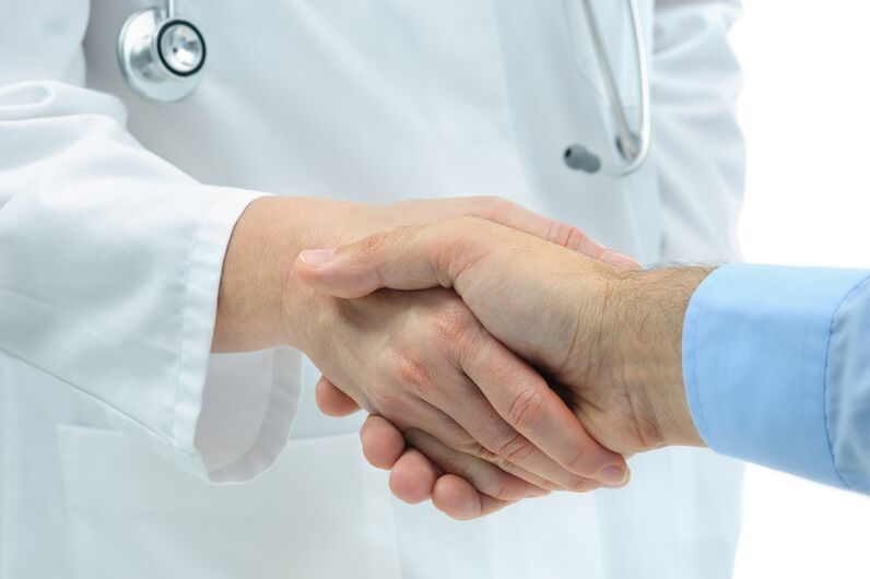 Consultation d'un médecin pour augmenter un membre